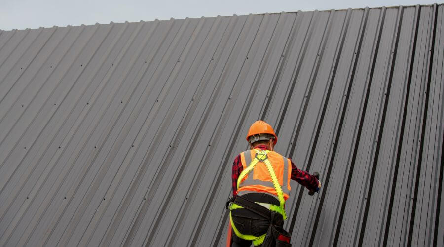 Professional residential roofers in Belmore, OH